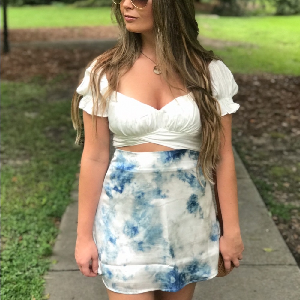 Blue and white tie-dye skirt